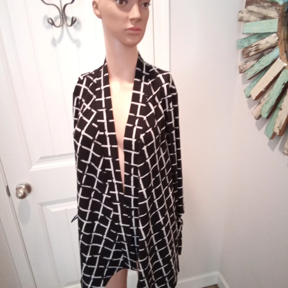 2-$10.Travel Elements Sz M Black&White Grid Pattern Open Front Cardigan Arm Ties